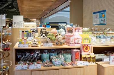 2000㎡一站式掃貨！魔都超人氣日本超市APIO，每晚半價享日用百貨